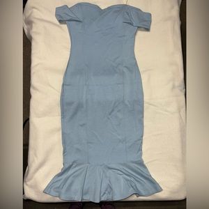 Baby blue off the shoulder size medium dress never worn